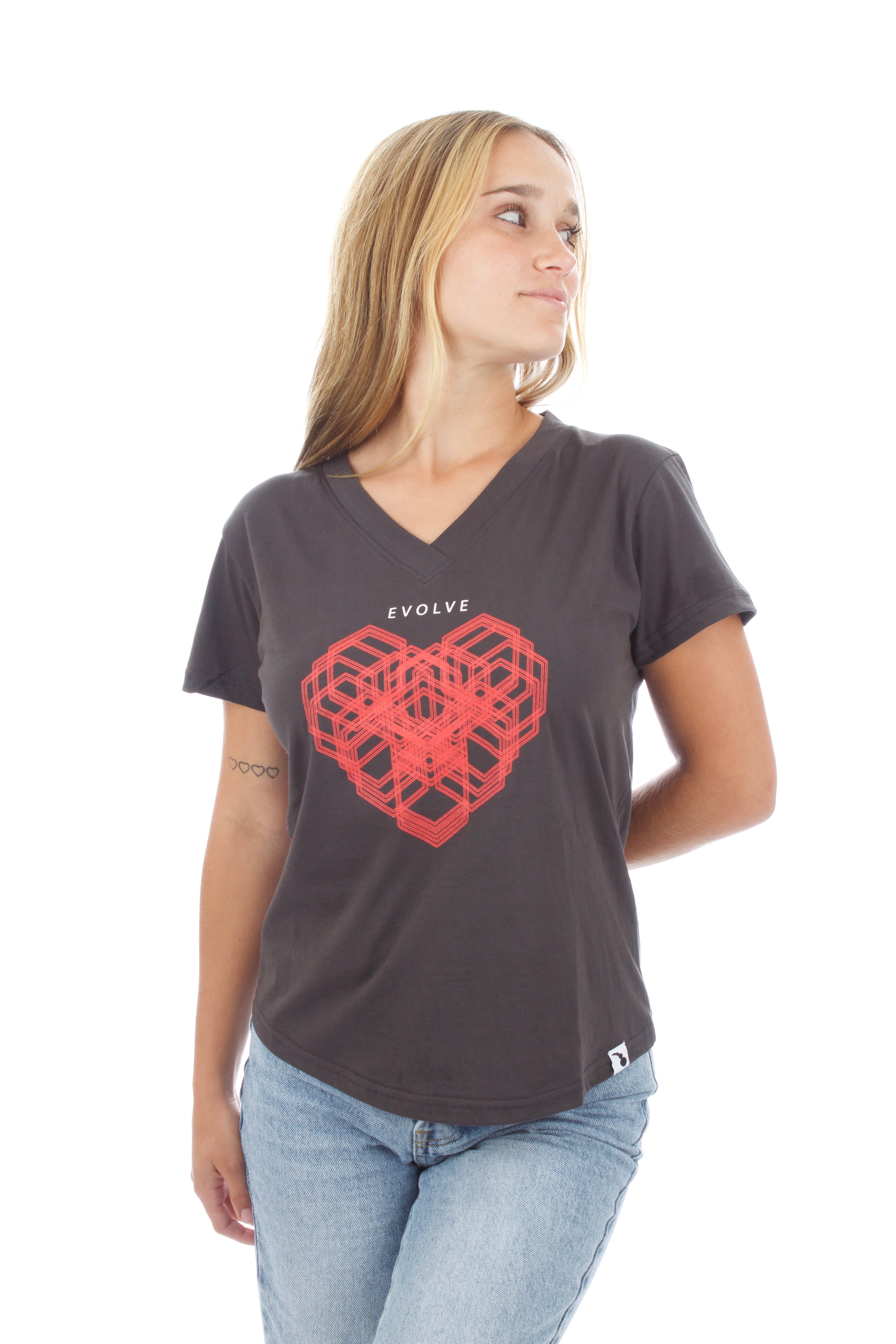 Women's V-Neck - Heart - Washed Black